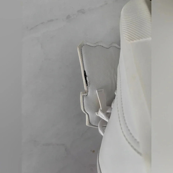 Zara Trafalac | White Pop Art Sneakers | Size 40 - Picture 4 of 6